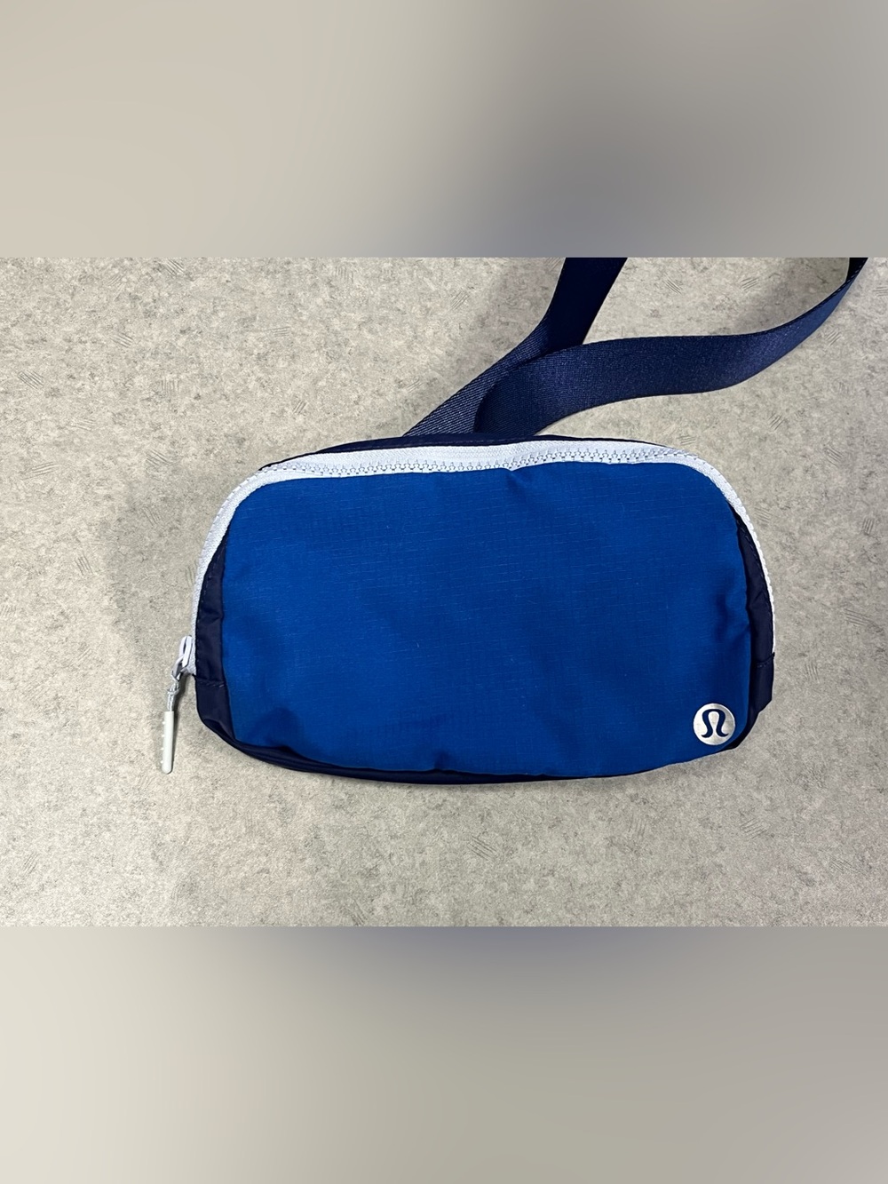 Lululemon Everywhere Belt Bag 1L Symphony Blue/Night Sea